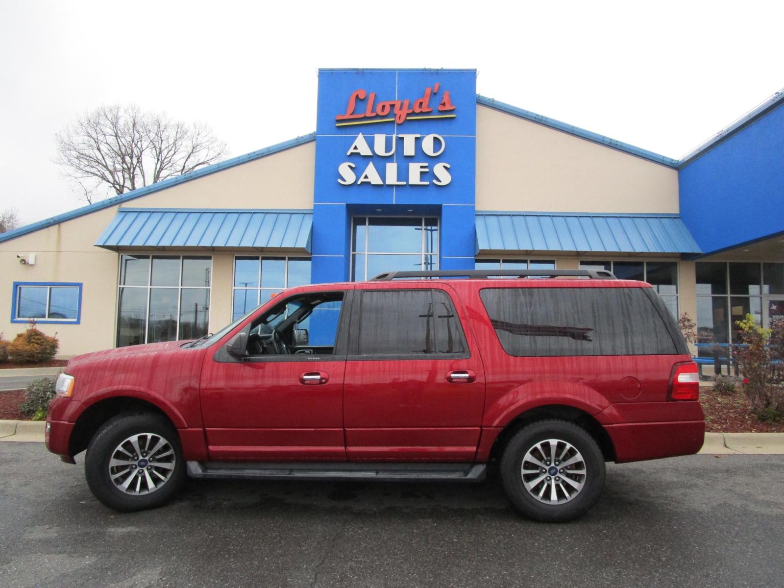 2017 RED Ford Expedition EL King Ranch 2WD (1FMJK1HT4HE) with an 3.5L V6 DOHC 24V FFV engine, 6A transmission, located at 1814 Albert Pike Road, Hot Springs, AR, 71913, (501) 623-1717, 34.494228, -93.094070 - Photo #0